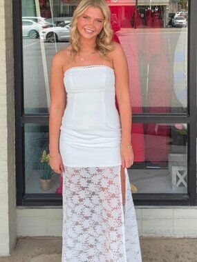 Crisp And Clean Strapless Lace Floral Maxi Dress-Off White Large